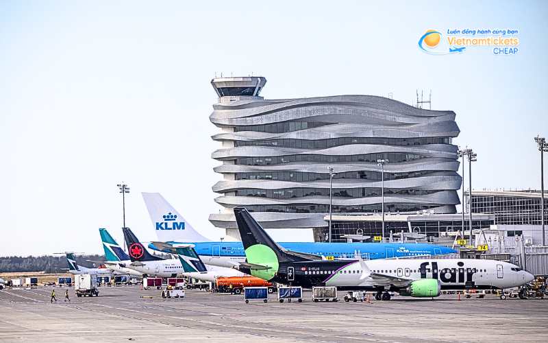 Bay về TPHCM từ Edmonton khởi hành ở sân bay nào?